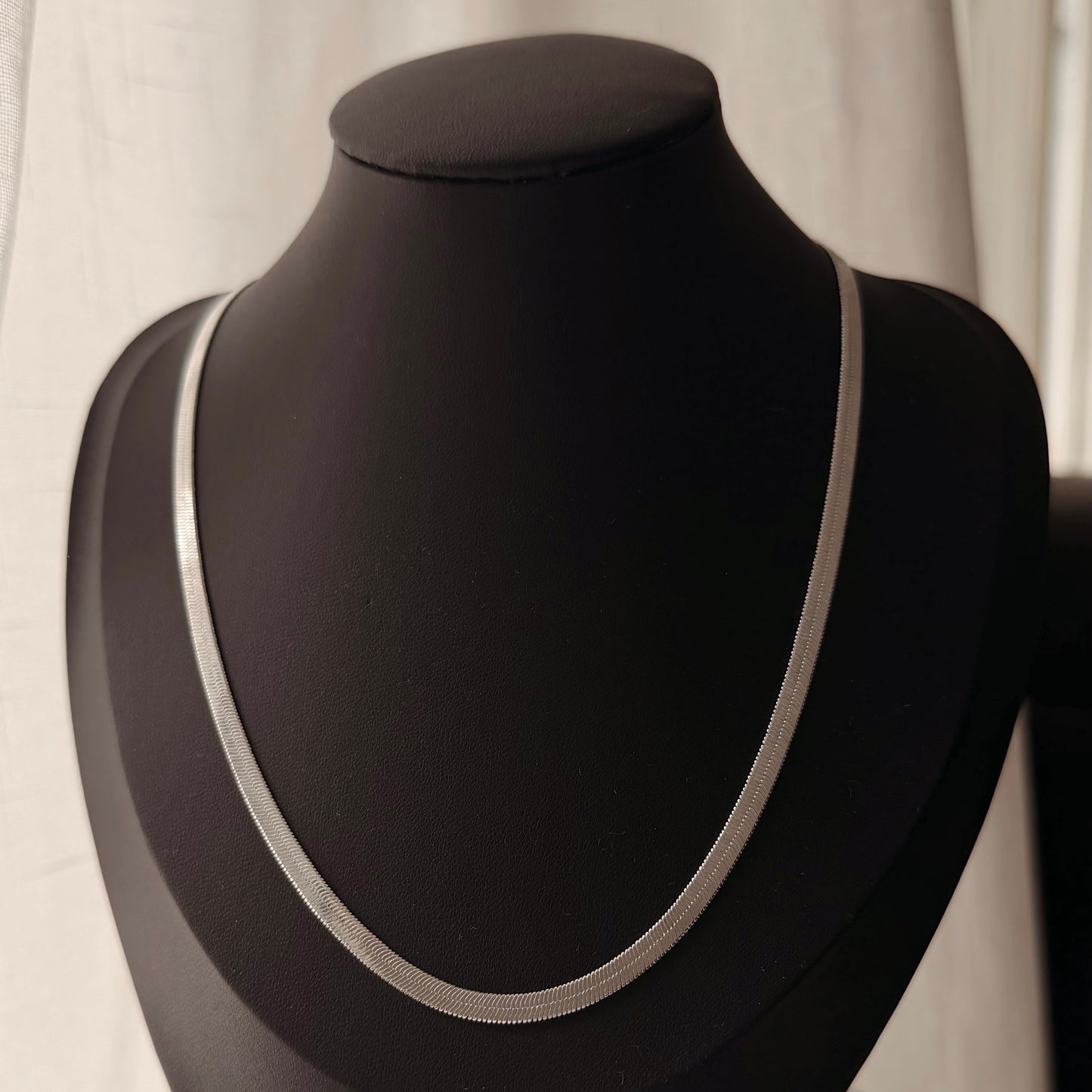 Flat Snake Herringbone Necklace
