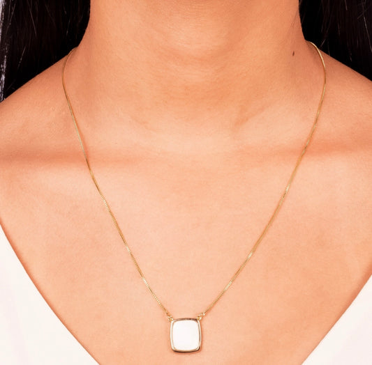 Nacre Necklace